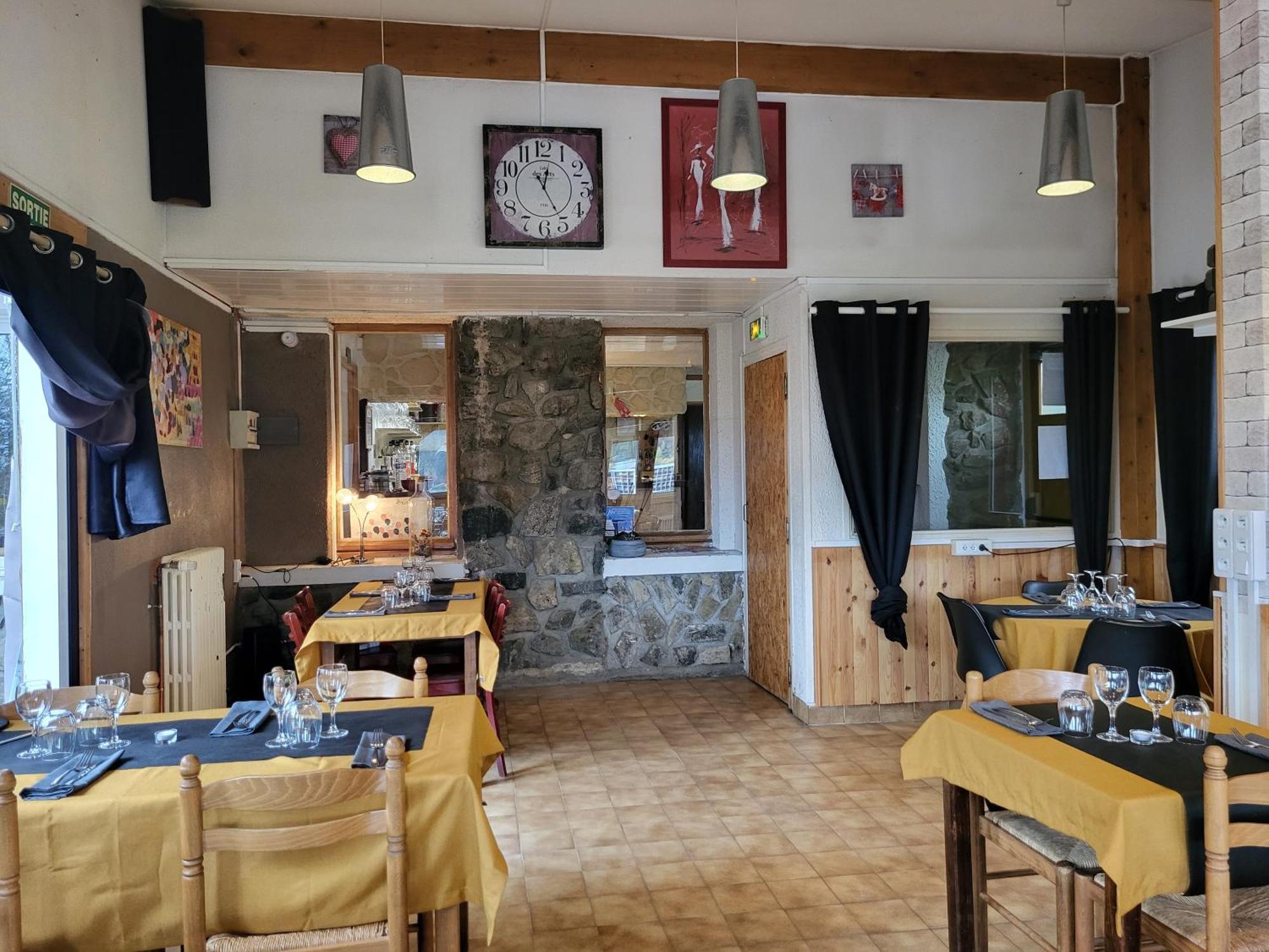 Auberge Restaurant Du Virage شاروس المظهر الخارجي الصورة