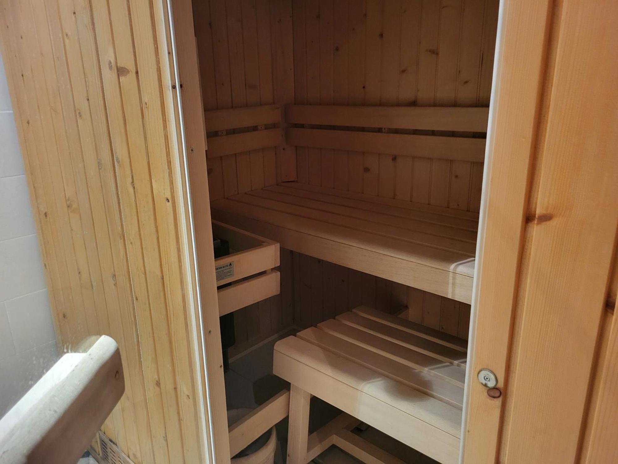 Auberge Restaurant Du Virage شاروس المظهر الخارجي الصورة